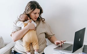 working mom vs stay at home mom; stay at home vs working mom; working mothers vs stay at home
